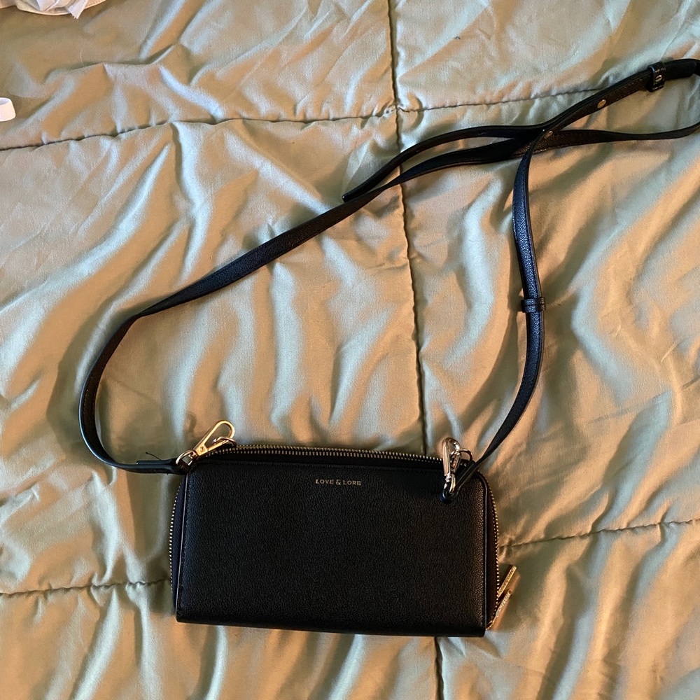 Love and lore crossbody purse